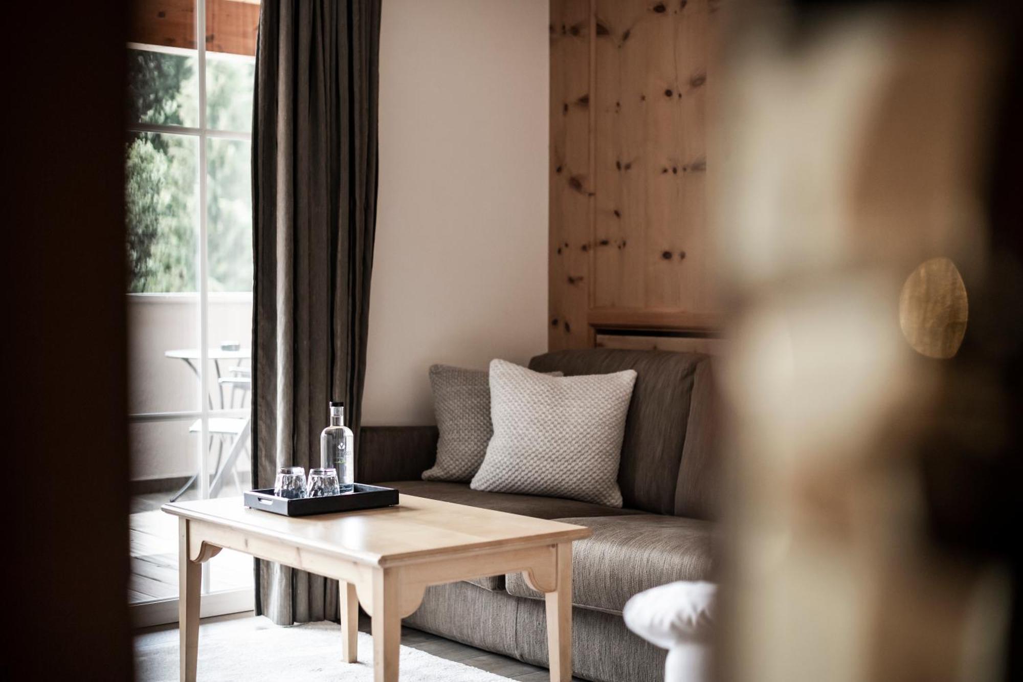 Alpine Spa Resort Viktoria Hafling Room photo